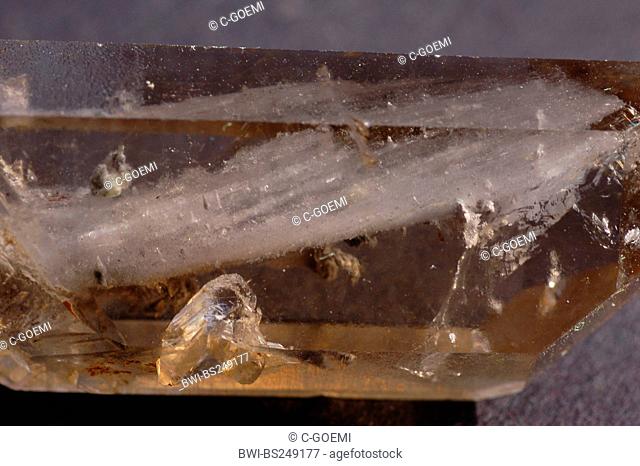 antimony pseudomorphosis in rock crystal