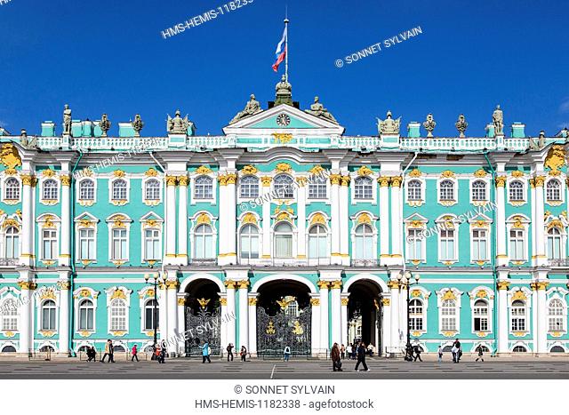 Russia, Saint Petersburg, listed as World Heritage by UNESCO, Dvortsovaya square , the winter palace
