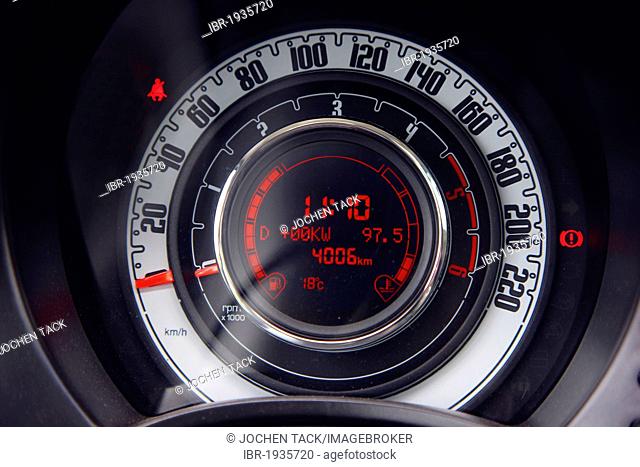 Speedometer, displaying speed, battery level, North Rhine-Westphalia, Germany, Europe