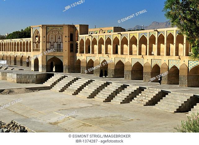 Pol-e Khaju Bridge, Isfahan, Esfahan, UNESCO World Heritage Site, Persia, Iran, Asia