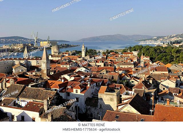 Croatia, Dalmatia, Dalmatian coast, Trogir, historical center listed as World Heritage by UNESCO