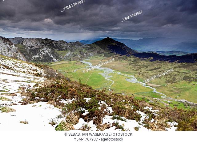 A view northwards near Mirador del Principe over Vega de Comeya, Picos de Europa National Park, Asturias