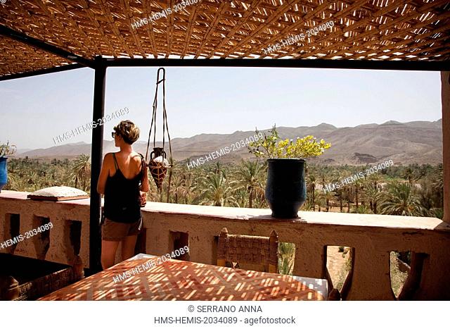 Morocco, Anti Atlas, Draa Valley, Agdz, a village on the road from Marrakech to Tomboctou or Timbuktu, traditional restaurant with traditional Morocco cuisine...