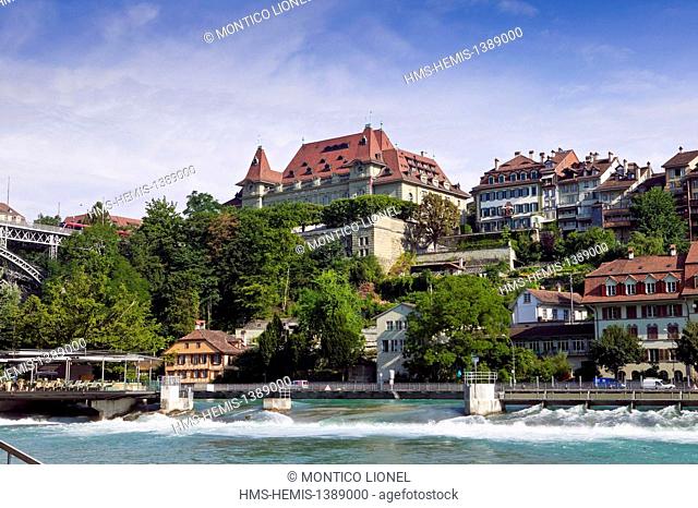 Switzerland, canton of Berne, Berne, old town listed as World Heritage by UNESCO, the river Aare bridge Kirchenfeldbrücke background