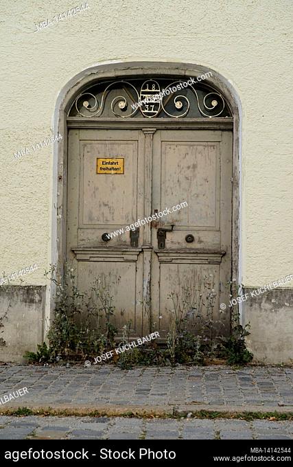 germany, bavaria, altötting district, vacant house, in need of renovation, front door rotted, ingrown, weeds, detail