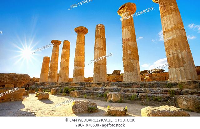 Valley of Temples (Valle dei Templi), Temple of Hercules (Tempio di Eracle) Agrigento, Sicily, Italy UNESCO