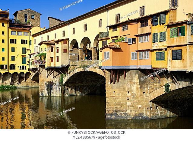 The medieval The Ponte Vecchio 'Old Bridge' crossing the River Arno in the hiostoric centre of Florence, Italy, UNESCO World Heritage Site
