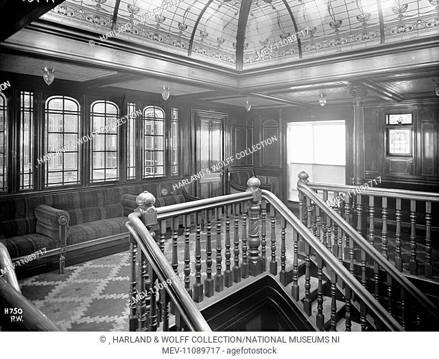 First class staircase and landing, with dome. Ship No: 336. Name: Ryndam. Type: Passenger Ship. Tonnage: 12302. Launch: 18 May 1901