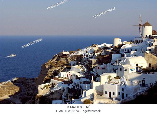 Greece, The Cyclades, Santorini island, Oia