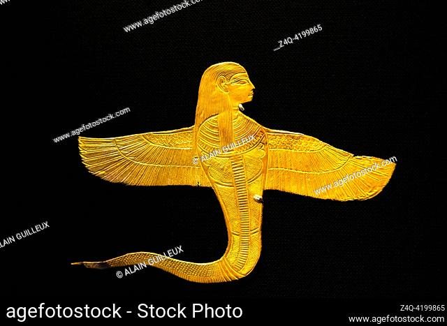 Egypt, Cairo, Tutankhamon jewellery, from his tomb in Luxor : Winged snake with a human head. Amulet in gold