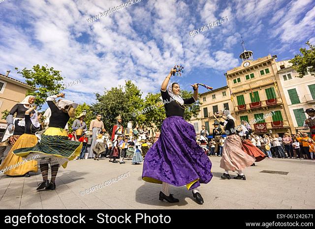 dance of traditional Mallorcan boleros Llucmajor, Migjorn, balearic islands, spain