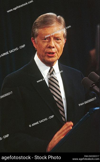 United States President Jimmy Carter holds a press conference at the White House in Washington, DC on February 13, 1980. Credit: Arnie Sachs / CNP