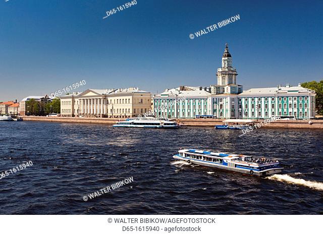 Russia, Saint Petersburg, Center, Kunstkamera Museum with Neva River tourboat