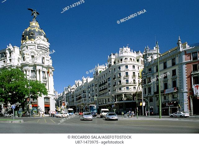 Spain, Madrid, Gran Via Avenue, Metropolis Building