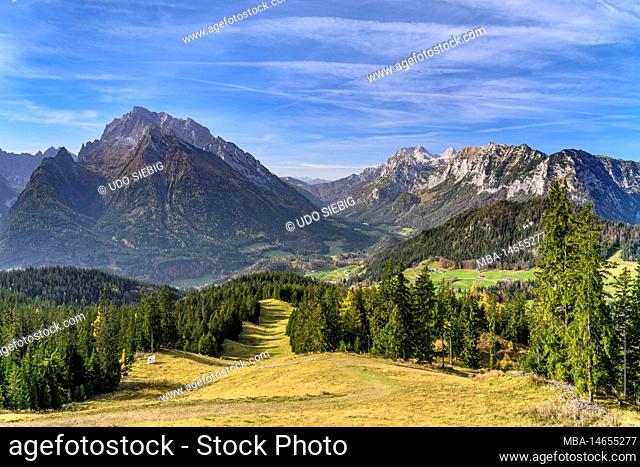 Germany, Bavaria, Berchtesgadener Land, Ramsau, Hochschwarzeck, Hirschkaser, view against Hochkalter and Reiter Alm
