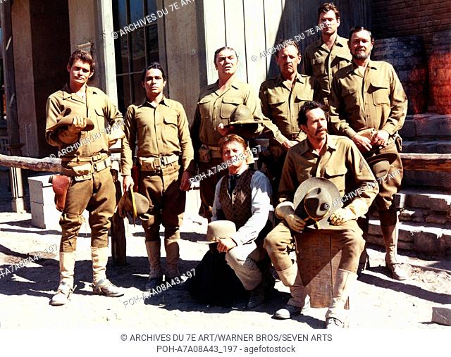 The Wild Bunch  Year: 1969 USA Director: Sam Peckinpah Bo Hopkins, Jaime Sánchez, Ernest Borgnine, William Holden, Warren Oates, Ben Johnson