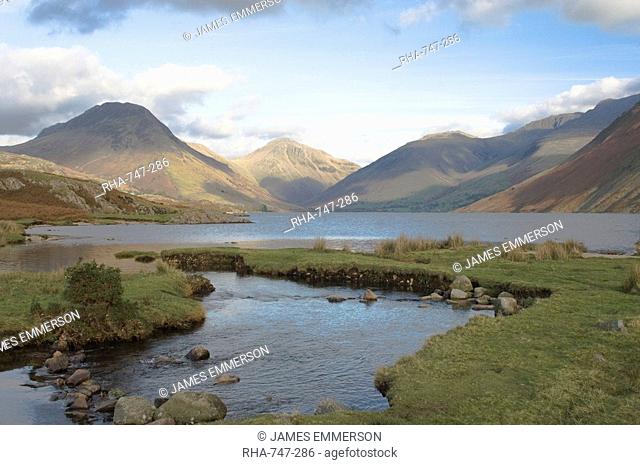 Lake Wastwater, Great Gable, Scafell, Scafell Pike, Yewbarrow, Lake District National Park, Cumbria, England, United Kingdom, Europe