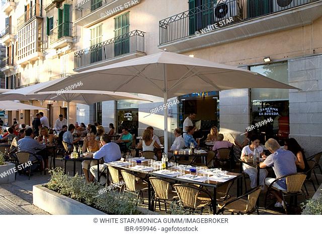 Taberna de la Boveda, restaurant and bar, terrace, Palma de Mallorca, Majorca, Balearic Islands, Spain, Europe