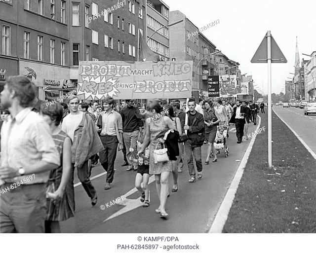 About 1, 000 young people participate in a Vietnam demonstration organised by the Socialist Youth Germany ""Die Falken"" on 26 June 1967