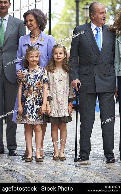 King Juan Carlos of Spain, Queen Sofia of spain, Princess Sofia of Spain, Princess Leonor of Spain, Prince Felipe of Spain