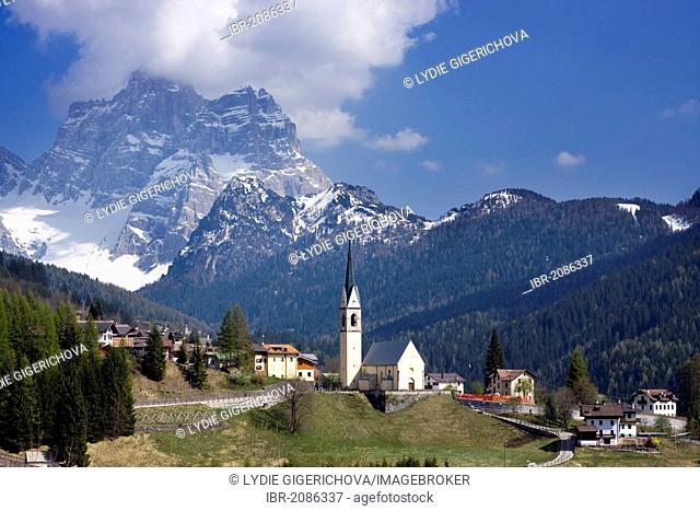 Church of Selva Di Cadore and Monte Pelmo peak, Colle Santa Lucia, Dolomites, Italy, Europe
