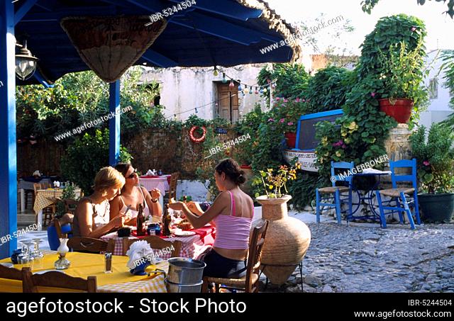Taverna, Kos Town, Kos, Dodecanese, Greece, Europe
