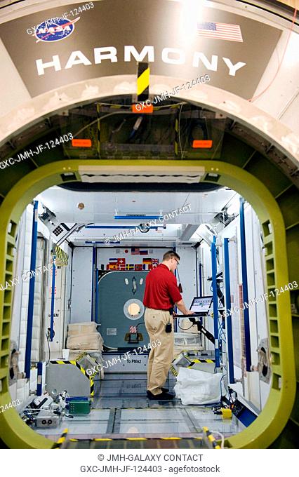 NASA astronaut Doug Wheelock, Expedition 24 flight engineer and Expedition 25 commander, participates in a training session in an International Space Station...