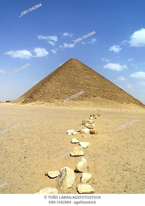 Pirámide roja de Dashur, El Cairo, Egipto