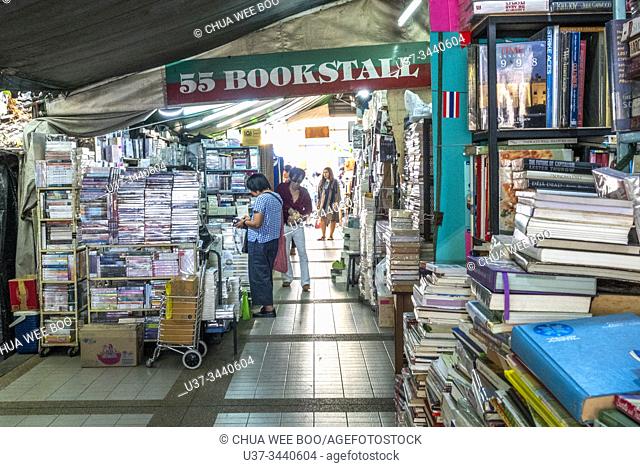 Used bookstore, Chatuchak weekend market, Bangkok, Thailand, Southeast Asia, Asia