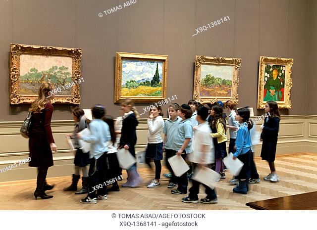 Metropolitan Museum of Art, New York City, Elementary school children during a school trip