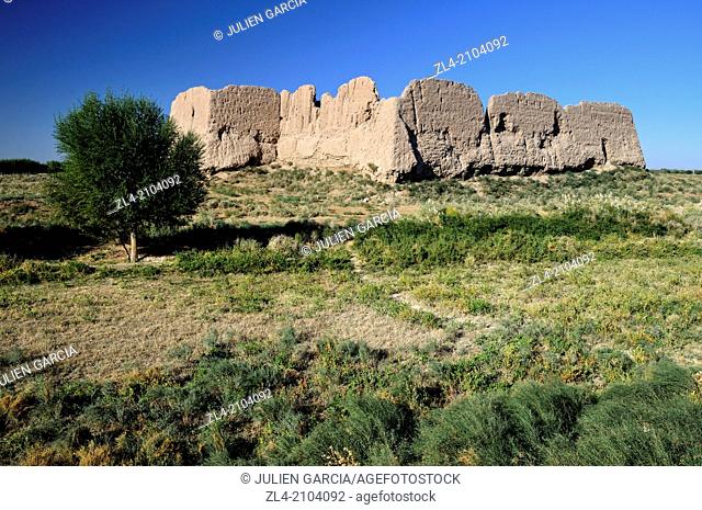 Qyzyl Qala desert fortress. Uzbekistan, Karakalpakstan