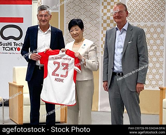 26 July 2023, Japan, Tokio: Reception of the FC Bayern München delegation with President Herbert Hainer (l.) and Vice President Dieter Mayer (r