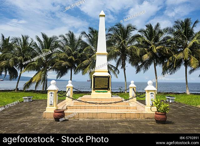 Monument commemorating the arrival of the Spanish on the island of Fernando Po, Bioko, Equatorial Guinea, Africa