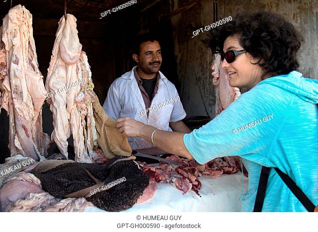 THE OFFAL AND TRIPES FOR SALE ARE DISPLAYED ON THE BUTCHERS' STALLS, THE BERBER MARKET OF IDA OUDGOURD, ECOTOURISM AND HIKING, A SOLELY MEN'S MARKET, ESSAOUIRA