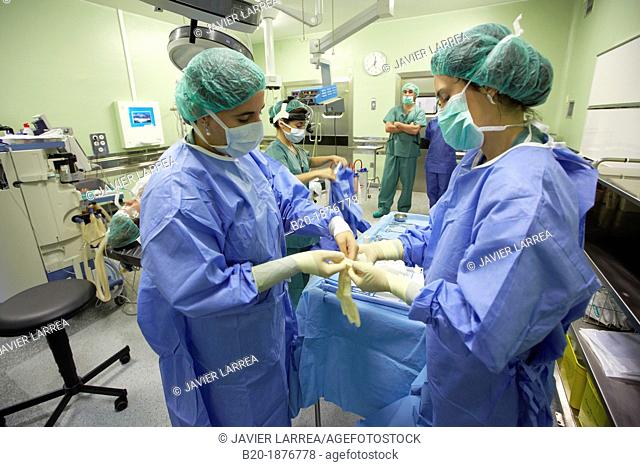 Tonsillectomy, Surgeons performing a tonsillectomy tonsil removal surgery, ORL, Otolaryngology Operating Room, Hospital Donostia, San Sebastian, Gipuzkoa
