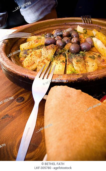 Tajine with bread and olives, oasis, Morocco, North Africa, Africa