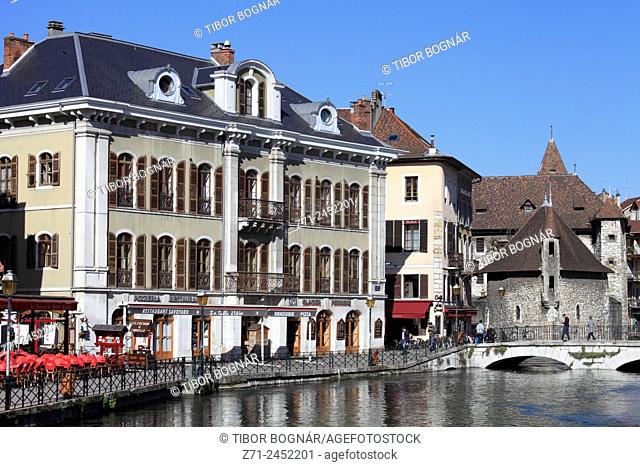 France, Rhône-Alpes, Annecy, Palais de l'Isle, Thiou River