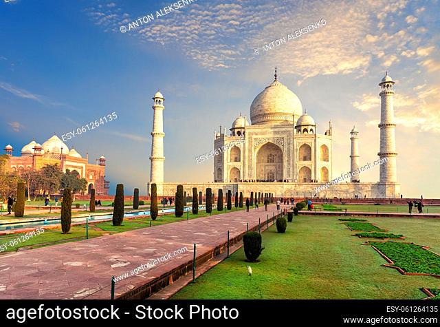 Taj Mahal complex, India most famous Wonder of the world, sunset view
