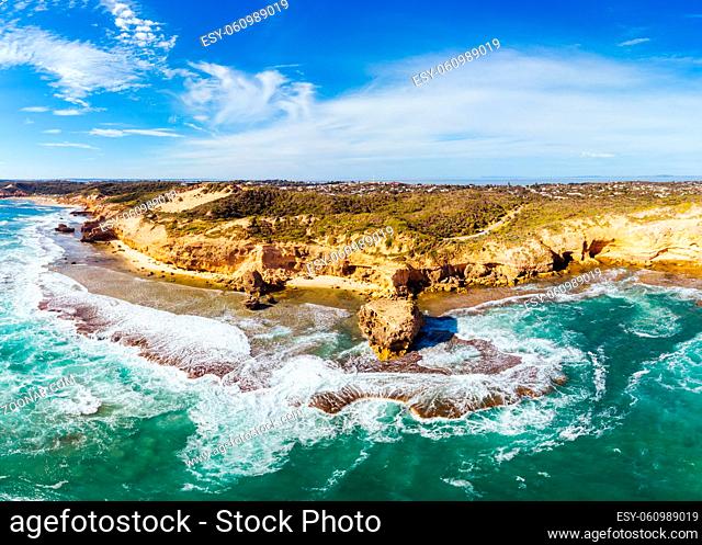 The idyllic St Pauls Beach on a hot summer's day in Sorrento, Victoria, Australia