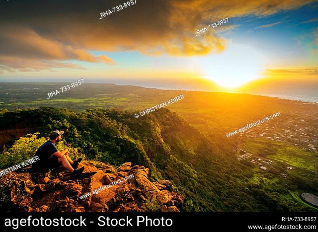 Nounou Sleeping Giant trail sunrise, Kauai Island, Hawaii, United States of America, North America