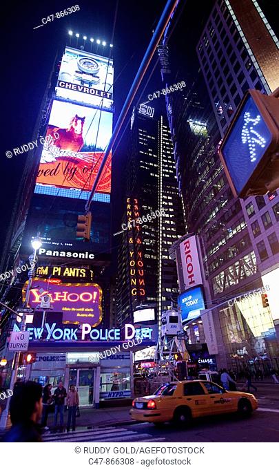 Night scene, Times Square, New York City, USA