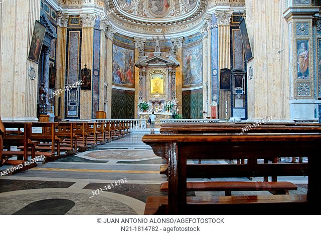 Interior of the Chiesa di Santa Maria Ai Monti, also known as Madonna Dei Monti, near Via Cavour  Piazza Madonna Dei Monti  Rome, Lazio, Italy, Europe