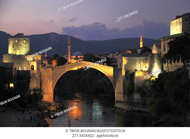 Bosnia and Herzegovina, Mostar, Old Bridge, Neretva River, night