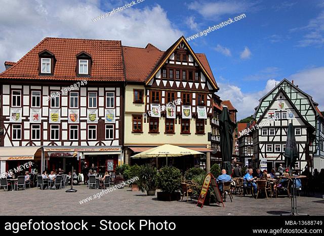 Germany, Thuringia, Schmalkalden, old market, street cafe