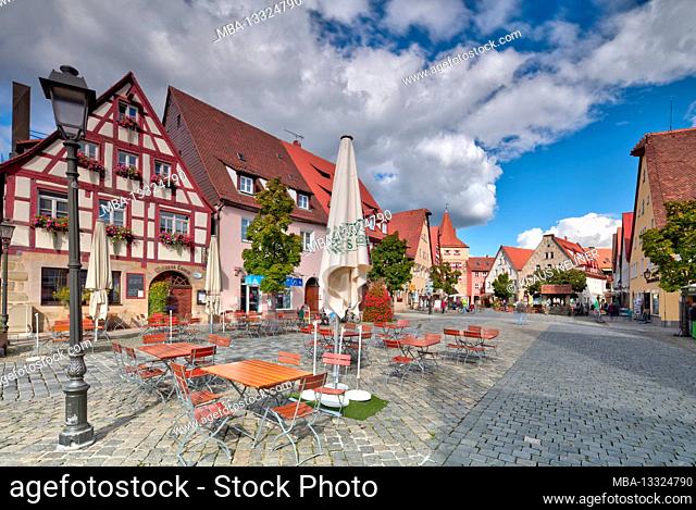 Hersbrucker Tor, market square, house facade, old town, architecture, autumn, Lauf an der Pegnitz, Middle Franconia, Franconia, Bavaria, Germany