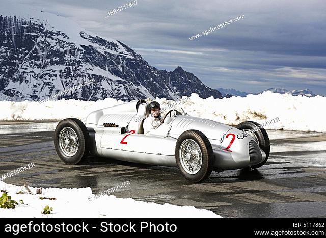 Grossglockner Grand Prix 2017, Auto Union Grand Prix racing car type D from 1938, true to original replica, Grossglockner high alpine road, Grossglockner