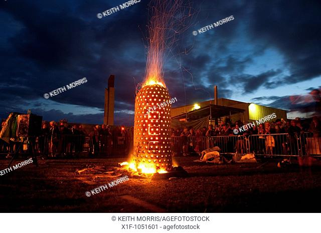 TOM BARNETT''s ceramic fire sculpture 'Capsule' at the International Ceramics Festival 2009, Aberystwyth Wales UK