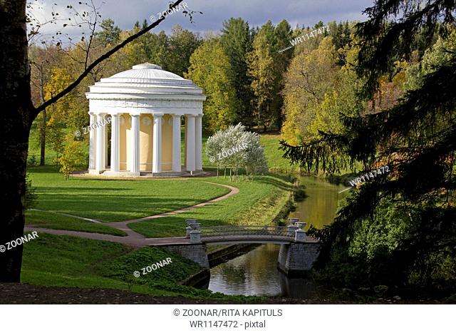 Round Pavillion in Pavlovsk Park