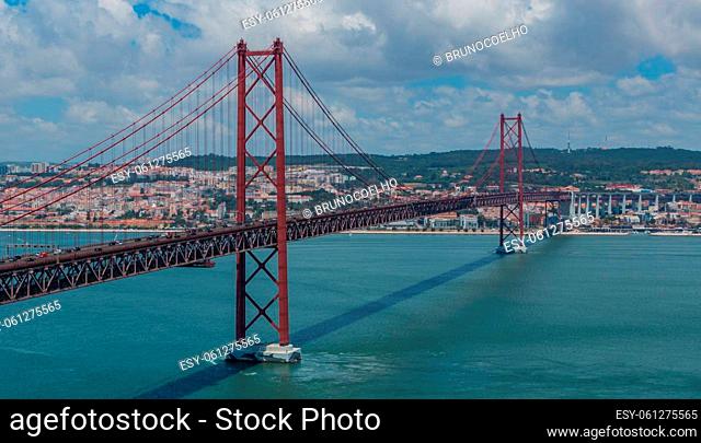 A picture of the 25 de Abril Bridge (Lisbon)