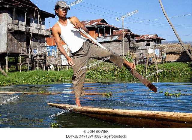Myanmar, Shan, Lake Inle. A leg rower of Lake Inle in Myanmar